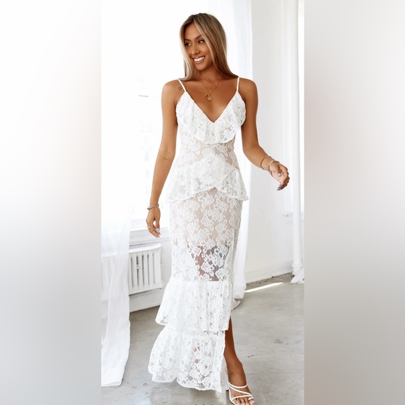 HELLO MOLLY WHIRLWIND ROMANCE MAXI DRESS WHITE - Picture 1 of 7
